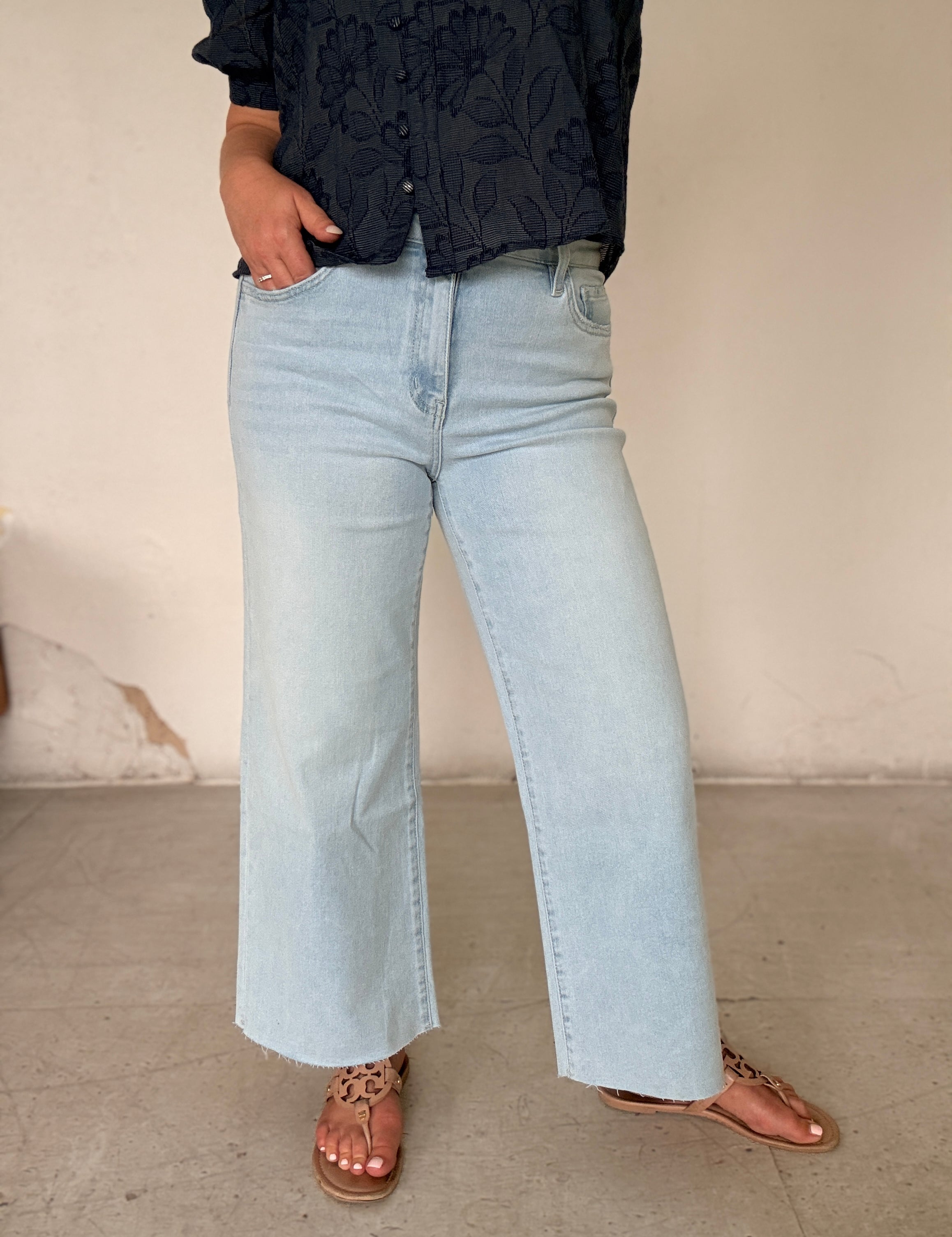 Vervet Olivia Cropped Wide Leg